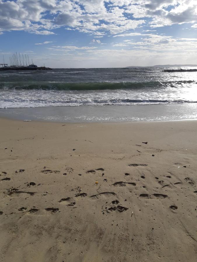 Studio "La Mer" A Bormes-Les-Mimosas Bagian luar foto