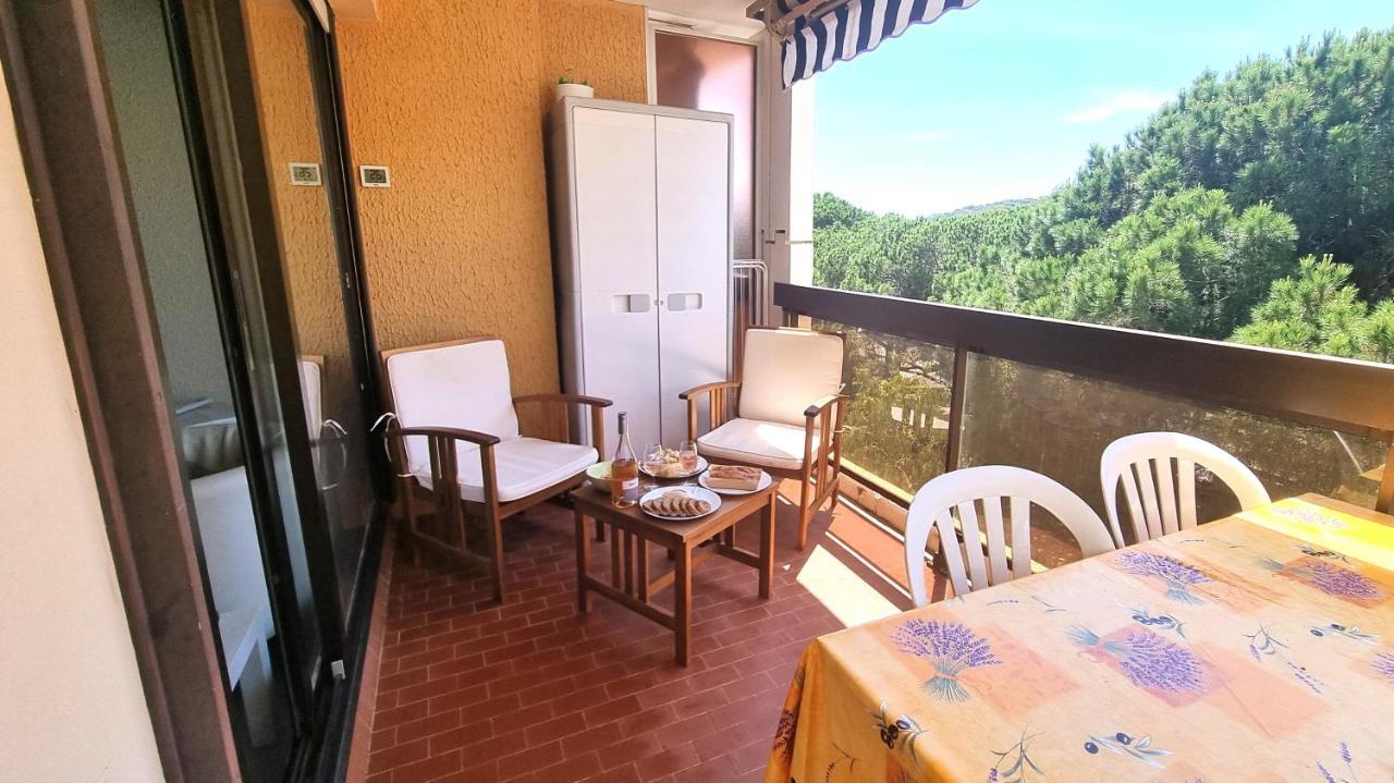 Studio "La Mer" A Bormes-Les-Mimosas Bagian luar foto